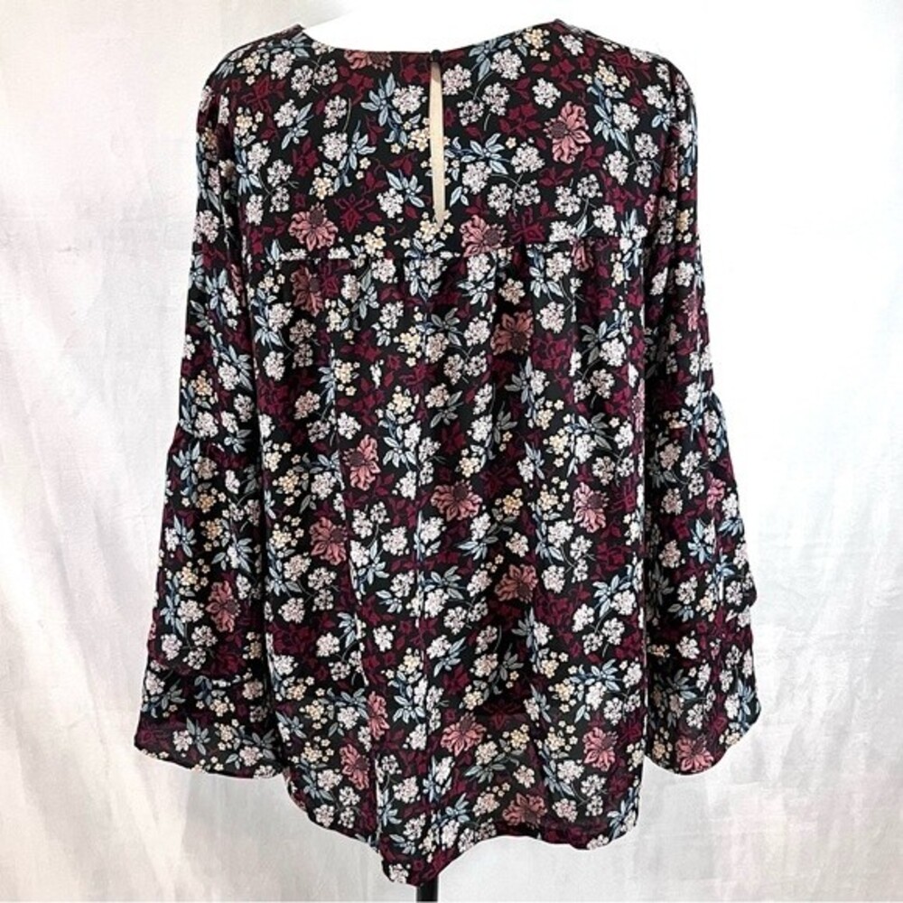 Loft long layered bell sleeve floral blouse top size small - Picture 3 of 5
